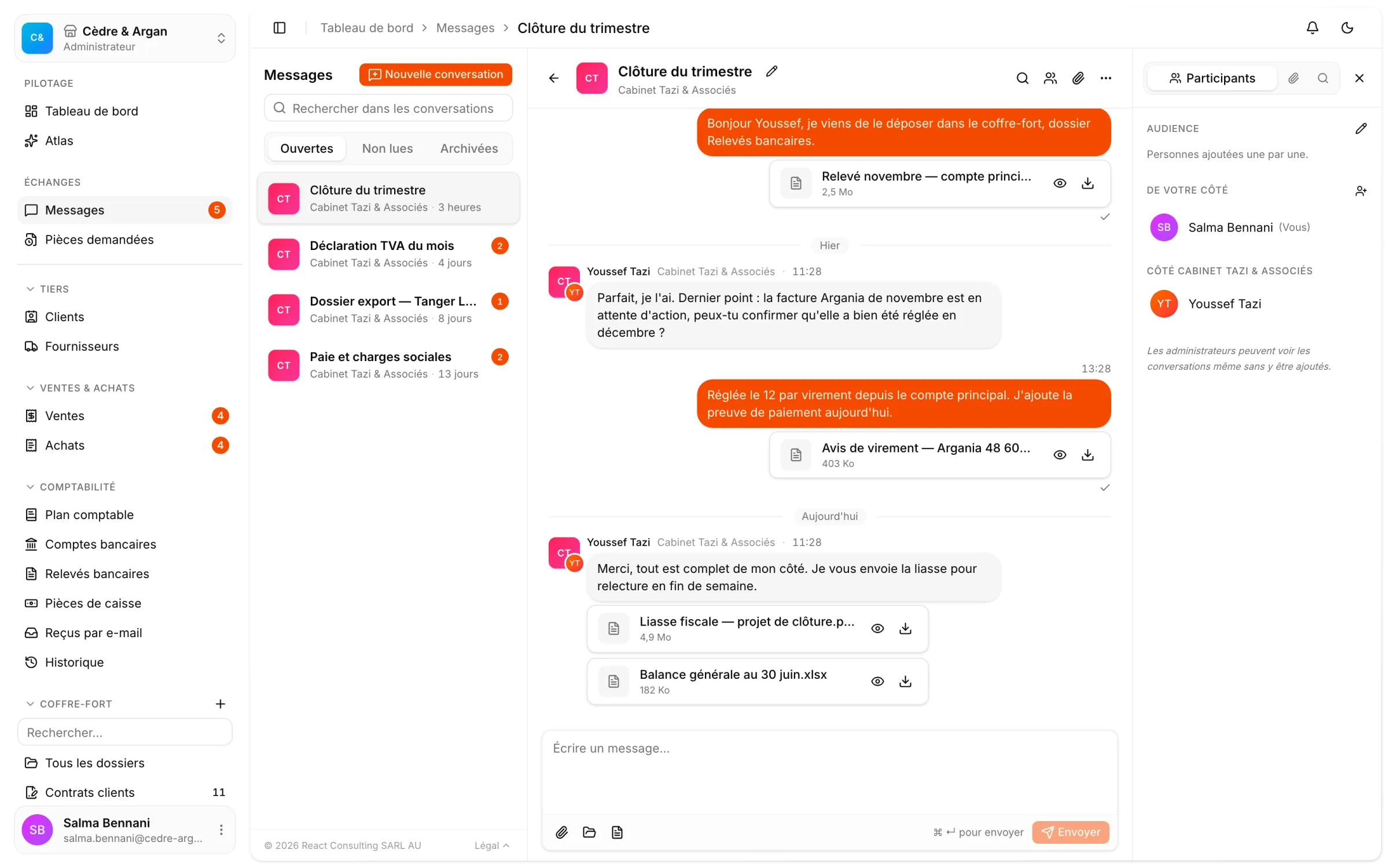 Une conversation entre une entreprise et son cabinet comptable dans React Box, avec les pièces jointes échangées et le panneau des participants.