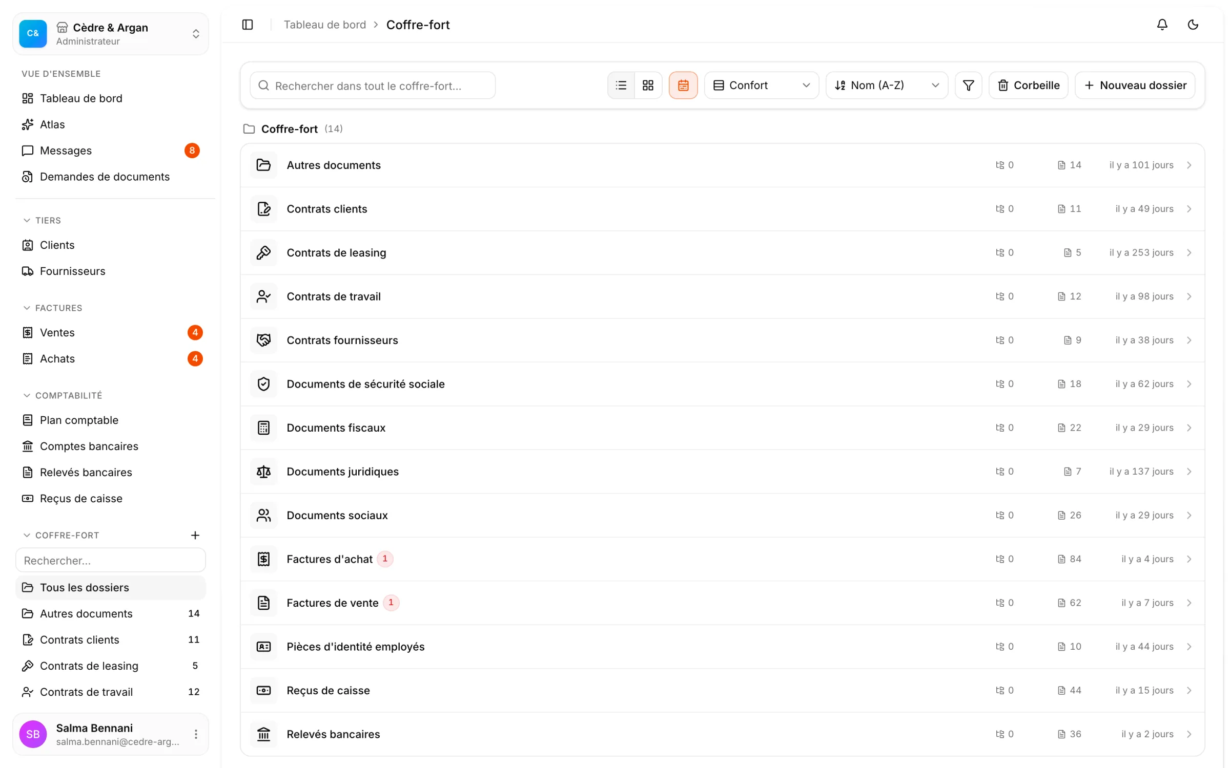 Le coffre-fort React Box : les dossiers Contrats, Documents fiscaux, Factures d'achat et de vente, chacun avec son nombre de pièces et la date de son dernier dépôt.